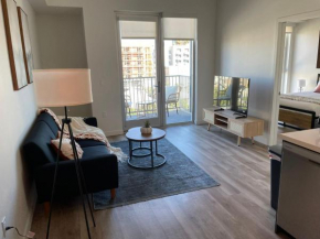 Elegant Retreat in the Heart of LA, Discover Your Lavish Hideaway